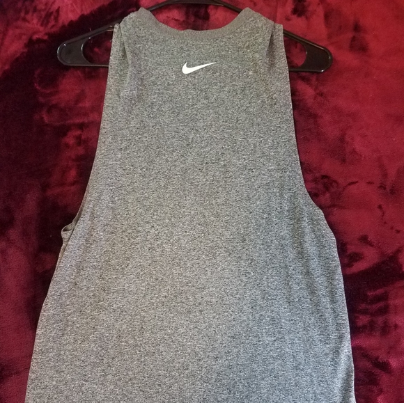 Nike Dri-Fit Tank Top - Picture 3 of 3